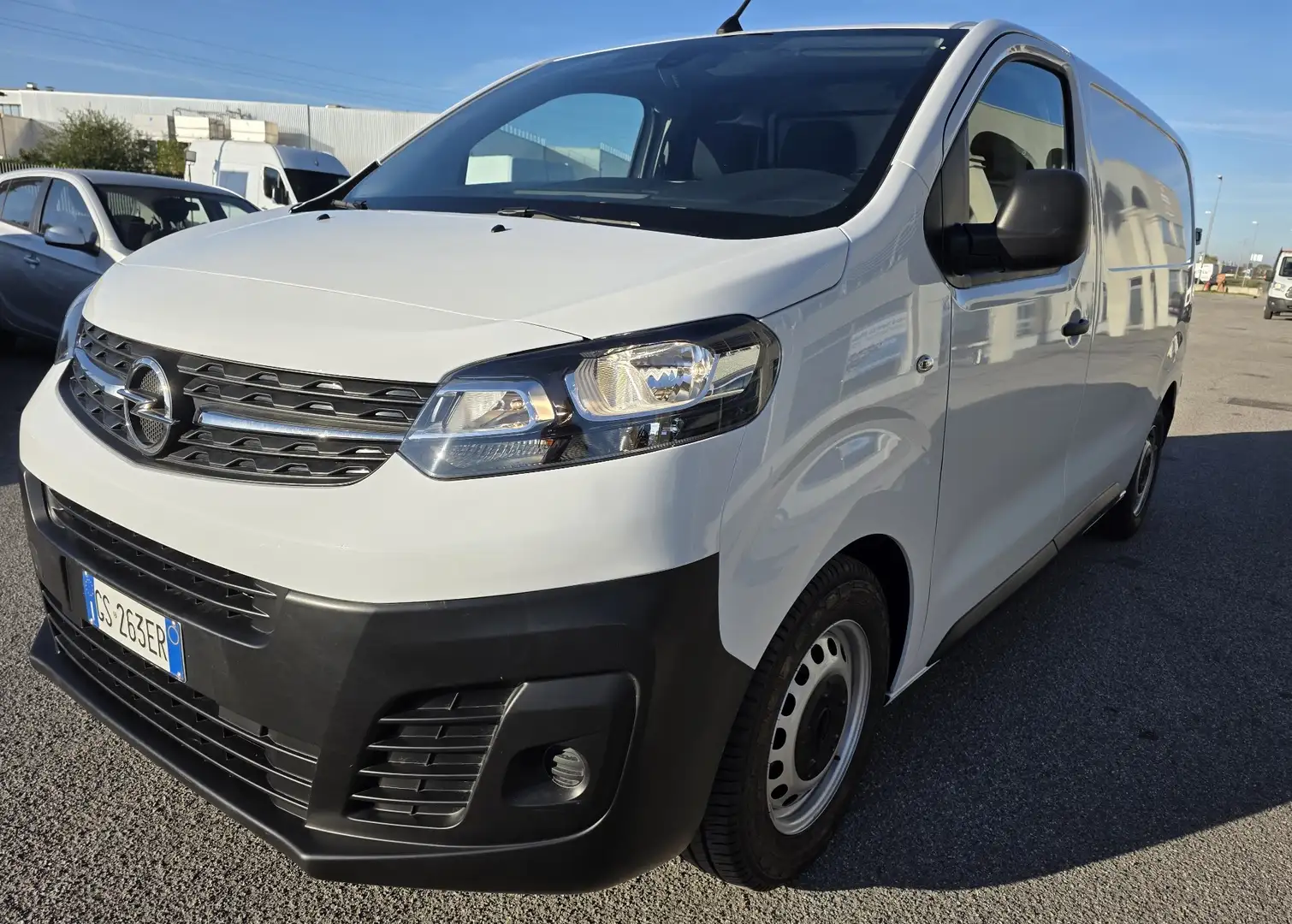 Opel Vivaro 1.5 DIESEL,COIBENTATO Weiß - 1
