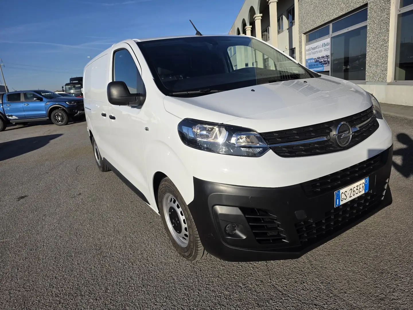 Opel Vivaro 1.5 DIESEL,COIBENTATO Weiß - 2