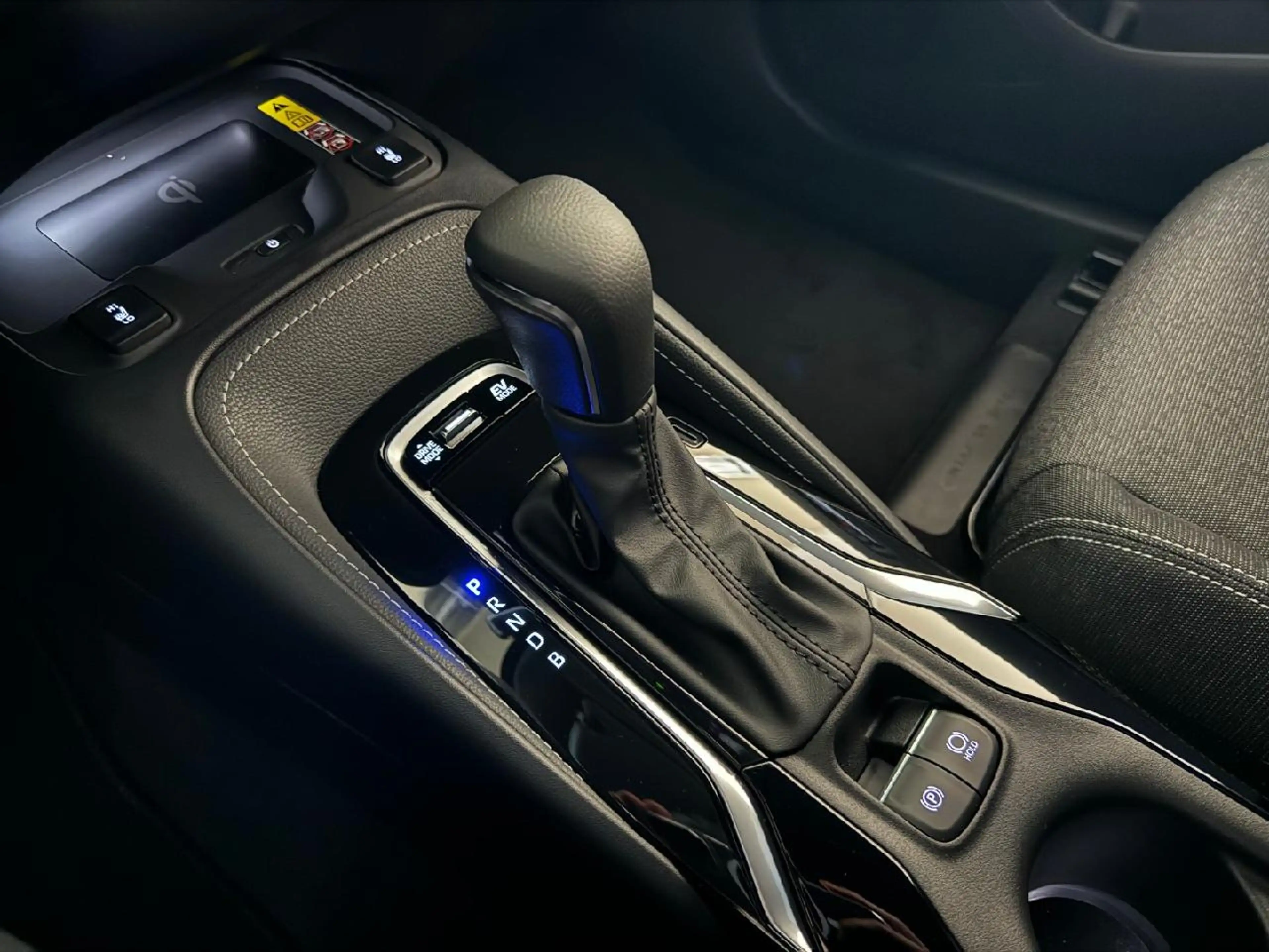 Suzuki Swace 1.8 Hybrid Comfort+ Kamera, nicht gefahren — photo 15