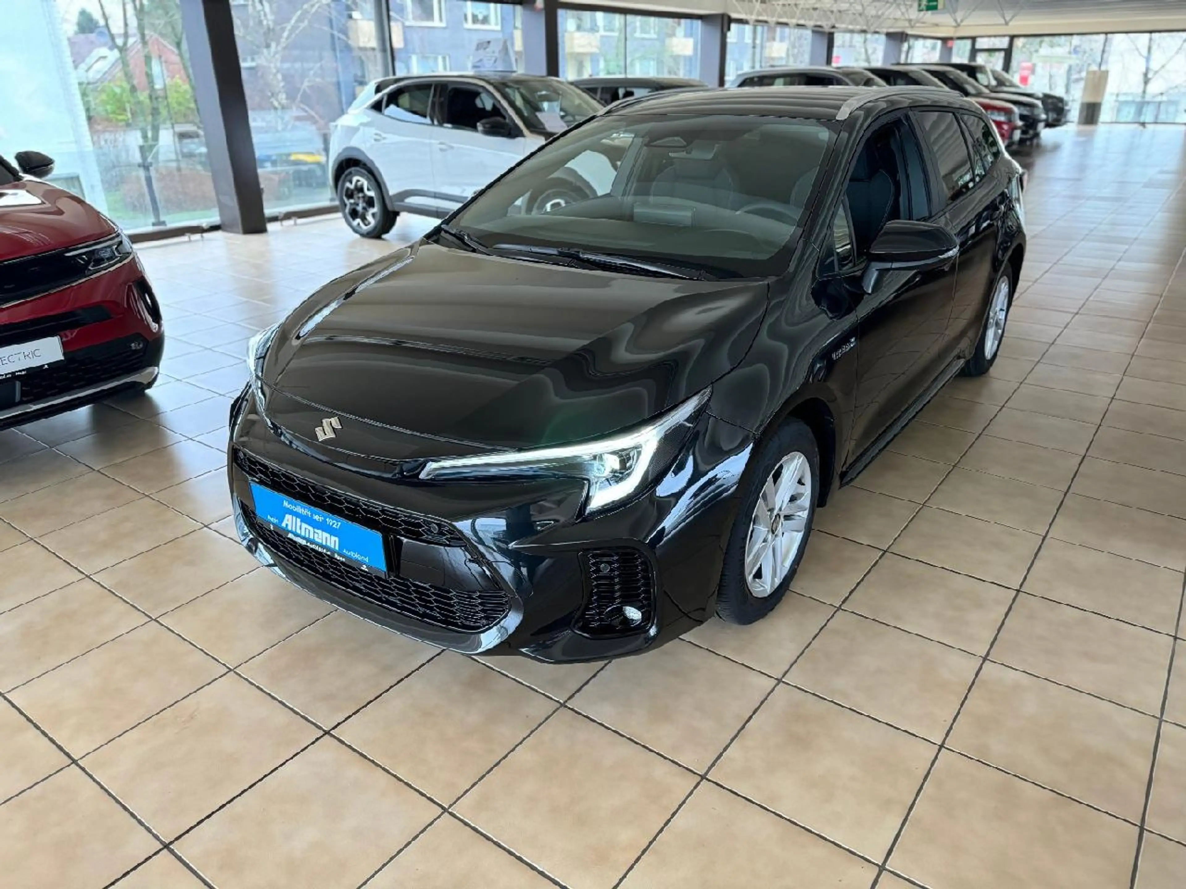 Suzuki Swace 1.8 Hybrid Comfort+ Kamera, nicht gefahren — photo 2
