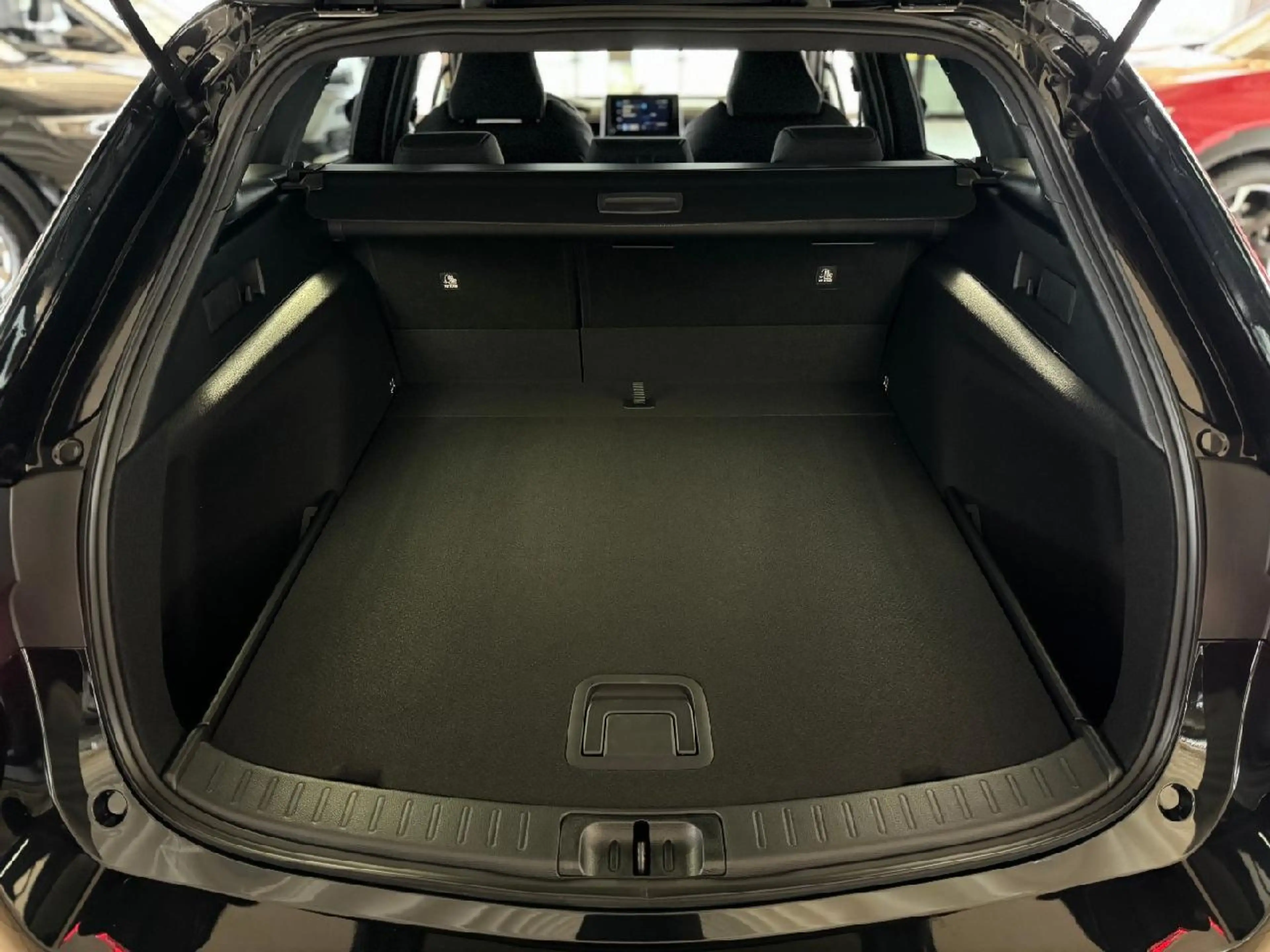 Suzuki Swace 1.8 Hybrid Comfort+ Kamera, nicht gefahren — photo 8