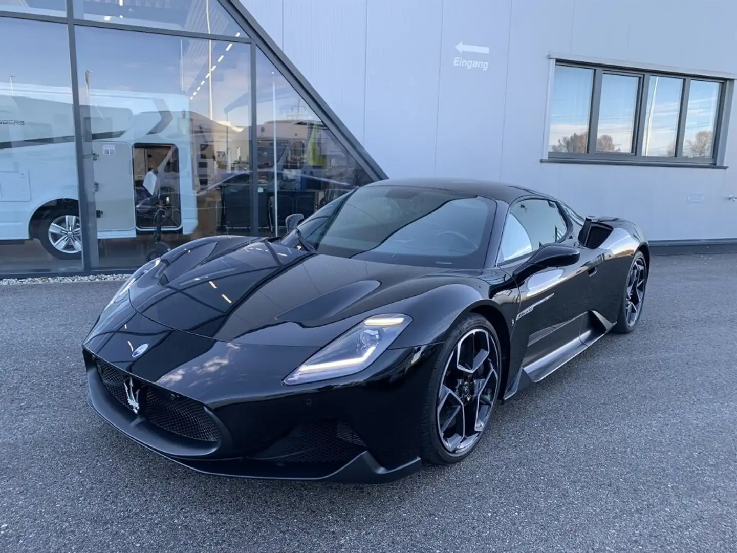 Maserati MC20 *Neuwagenzustand* Schwarz - 2