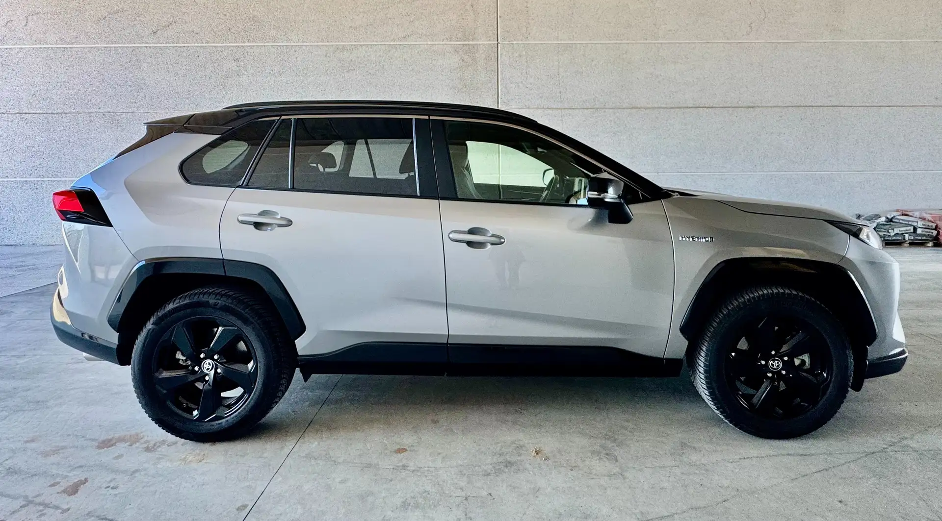Toyota RAV 4 Rav4 V 2019 Rav4 2.5vvt-ie h Style 2wd 218cv e-cvt Argento - 1
