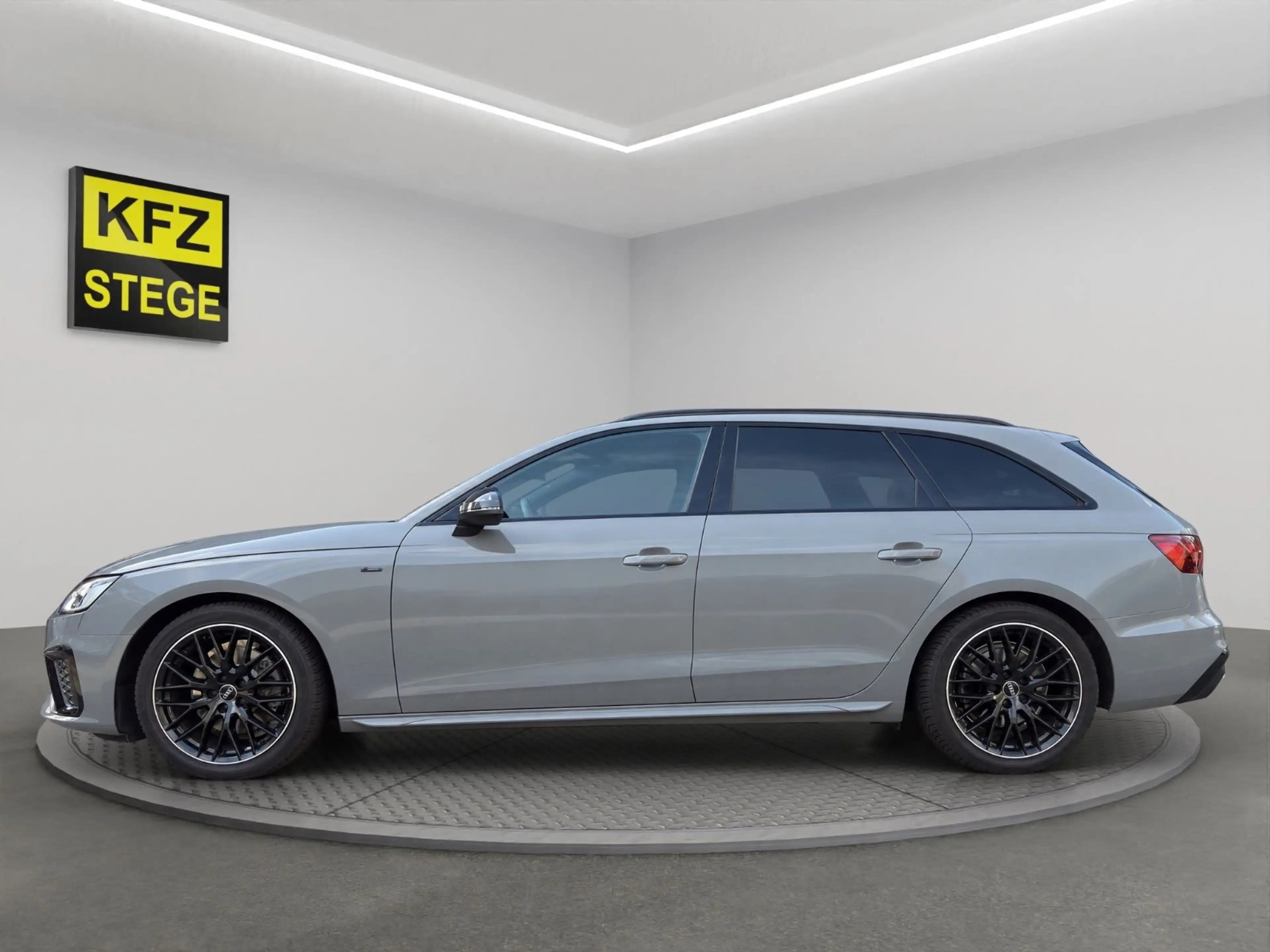 Audi A4 Avant 35 TFSI S line/ Navi Plus/ LED/ DAB — photo 2