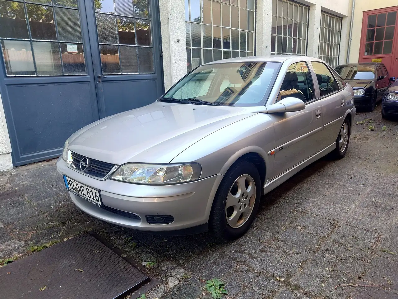 Opel Vectra 1.8 Edition 100 Fliesheck 1 Hd kein Rost, foto 3