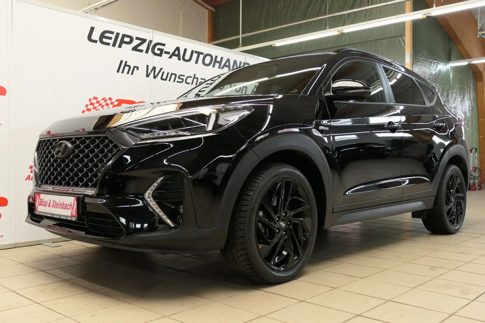 Hyundai TUCSON N Line AUTOM.*NAV*KAMERA*LED*GRA* Schwarz - 1