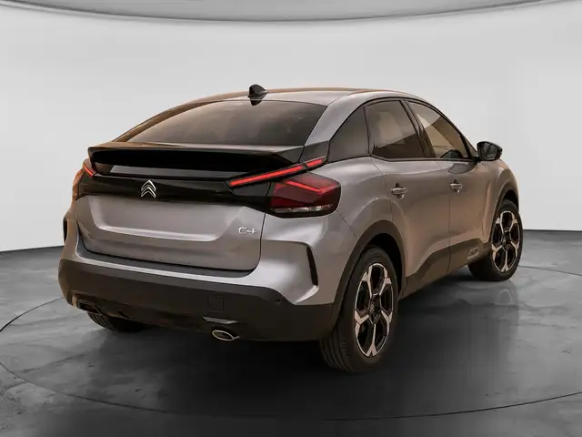 Citroen C4 view 3