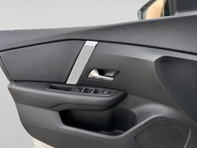 Citroen C4 view 8