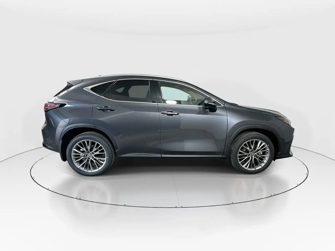 Lexus NX снимка Lexus NX