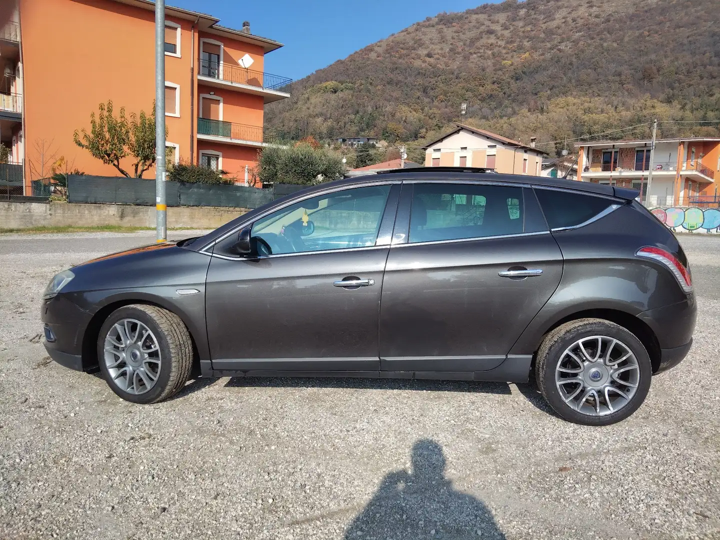 Lancia Delta 2.0 mjt Platino 165cv dpf - 2