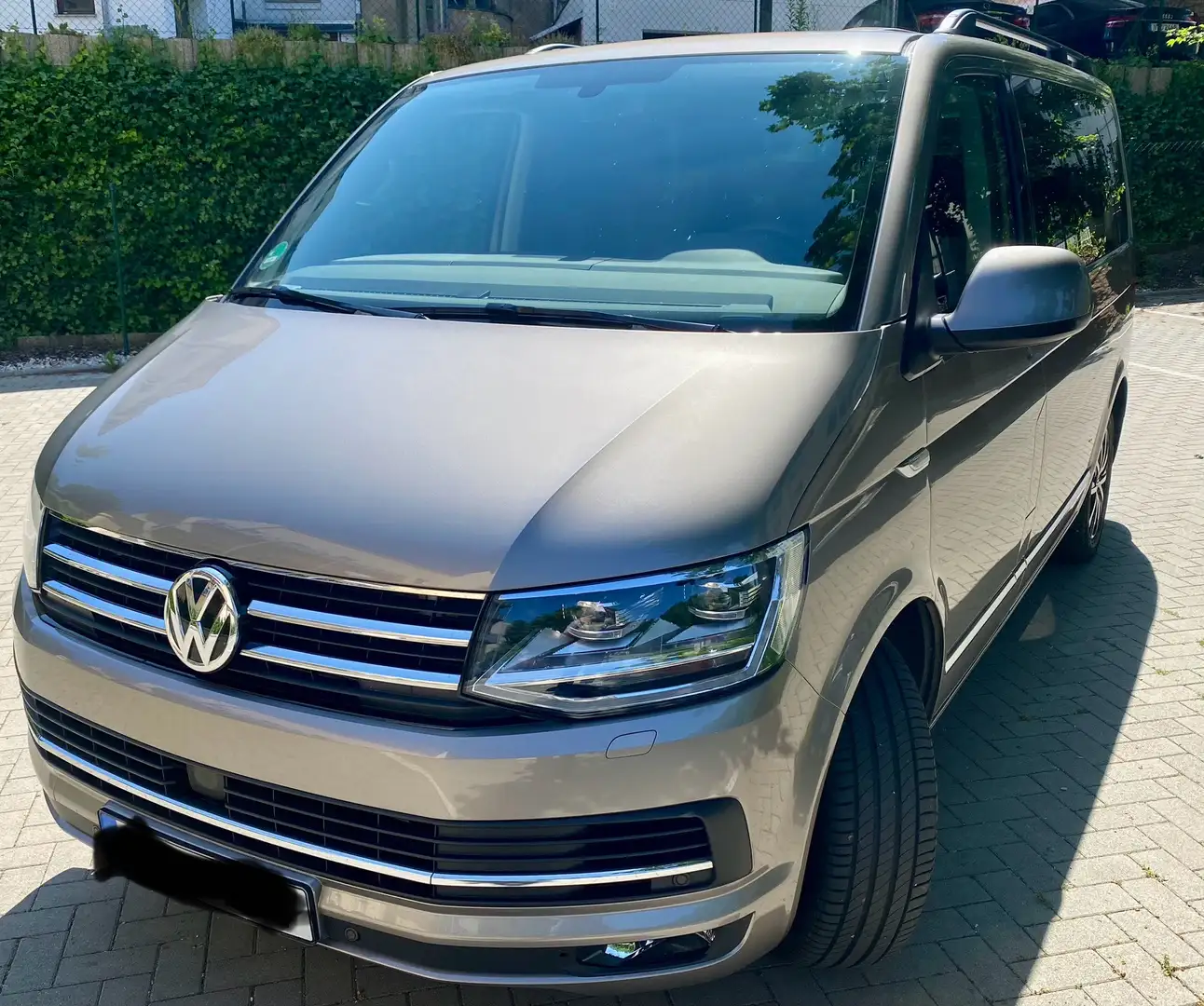 Volkswagen T6 Multivan Multivan Generation Six Beige - 1