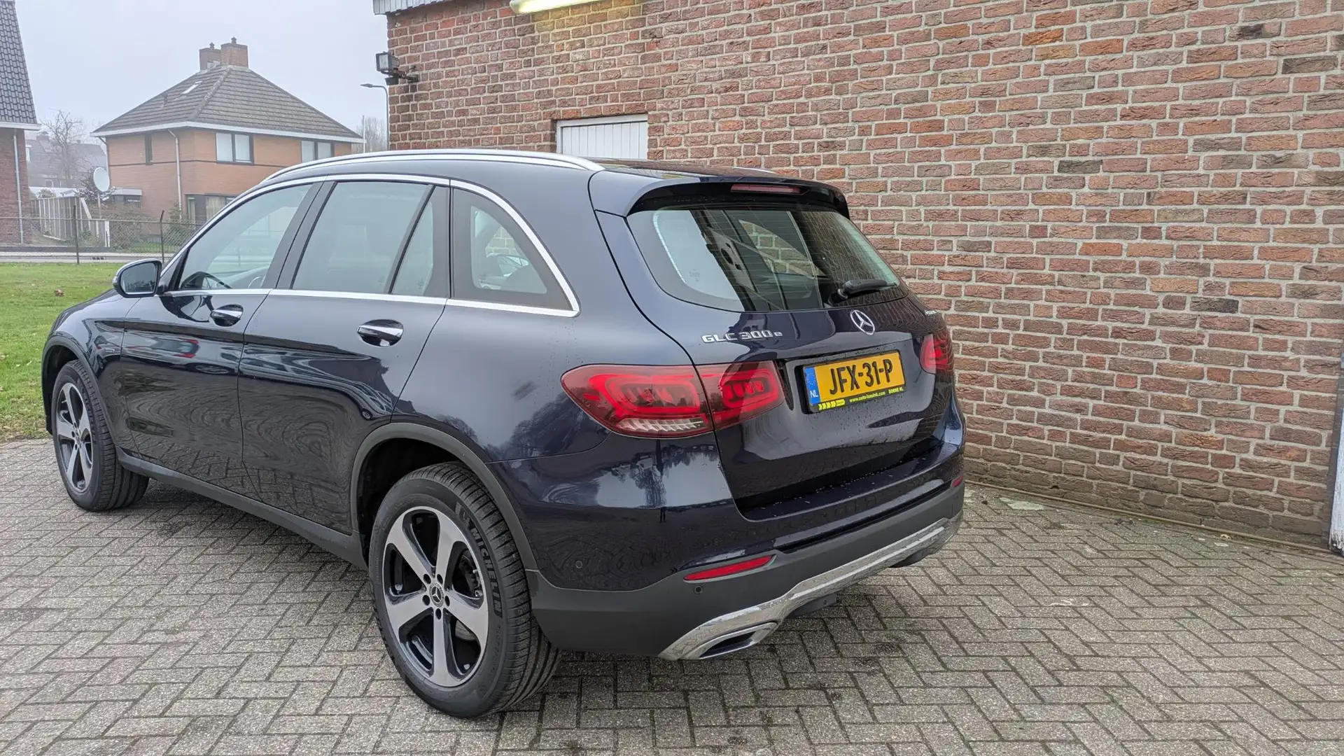 Mercedes-Benz GLC 300 300e 4MATIC - trekhaak- HUD - 360* camera- Distron Blauw - 2