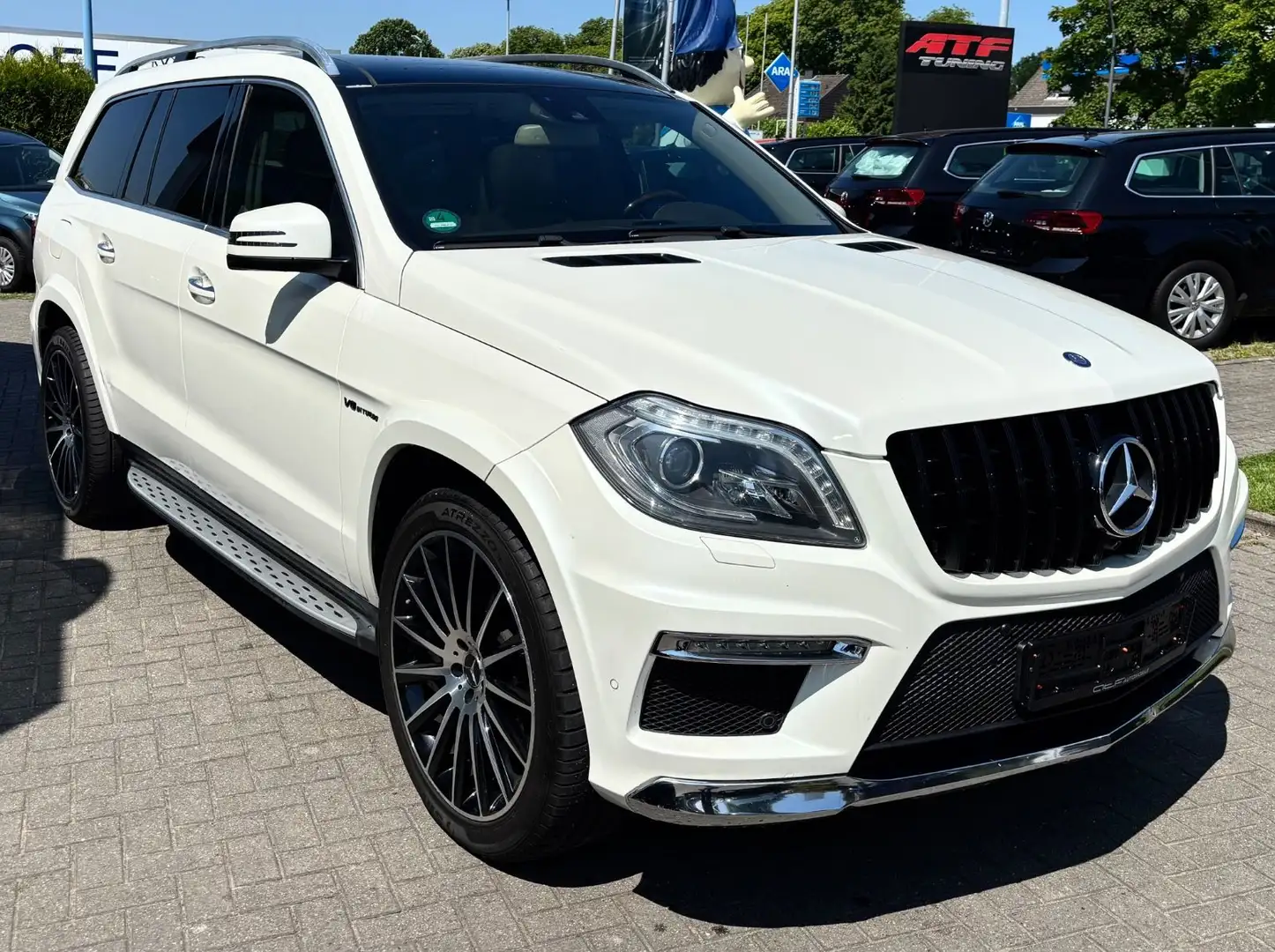 Mercedes-Benz GL 500 AMG BlueEfficiency 4Matic Weiß - 2