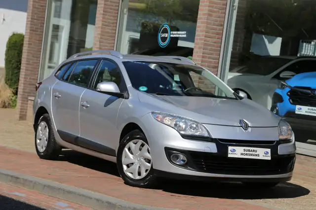Renault Megane Estate 1.6 Dynamique Navi