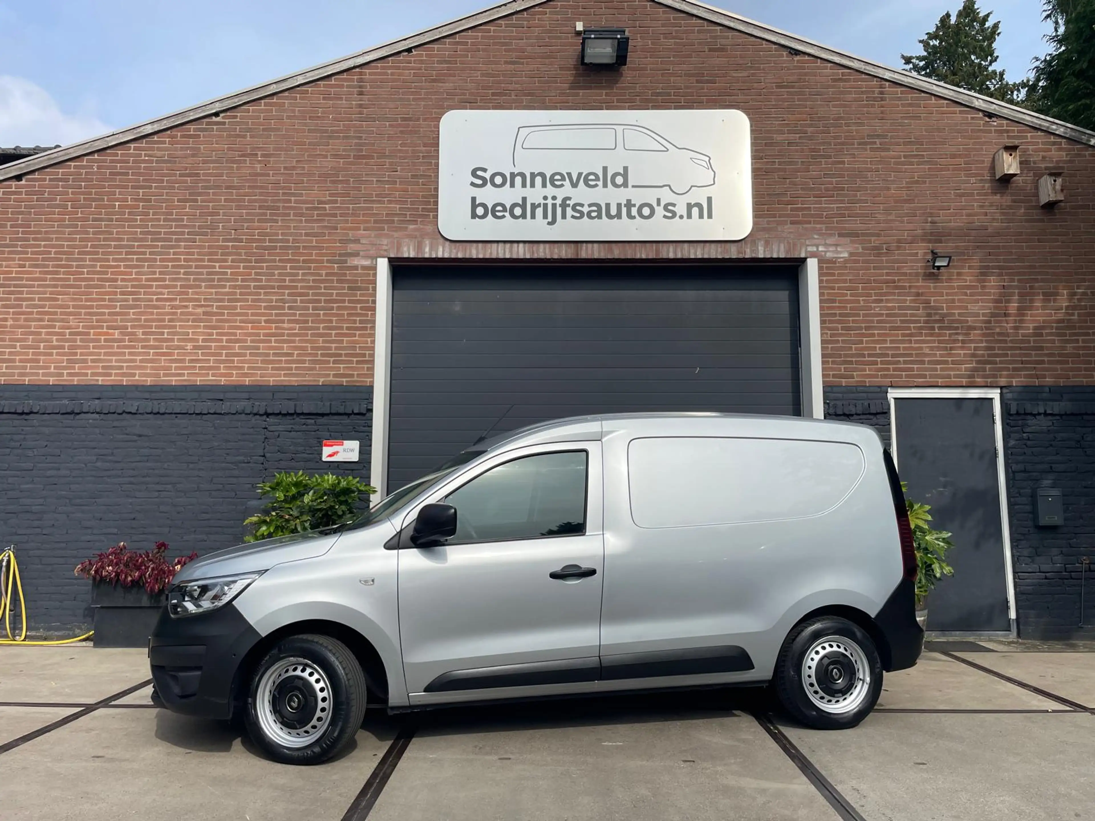 Renault Express 1.5 dCi 75 Comfort lage kilometerstand grijs-metal — photo 7