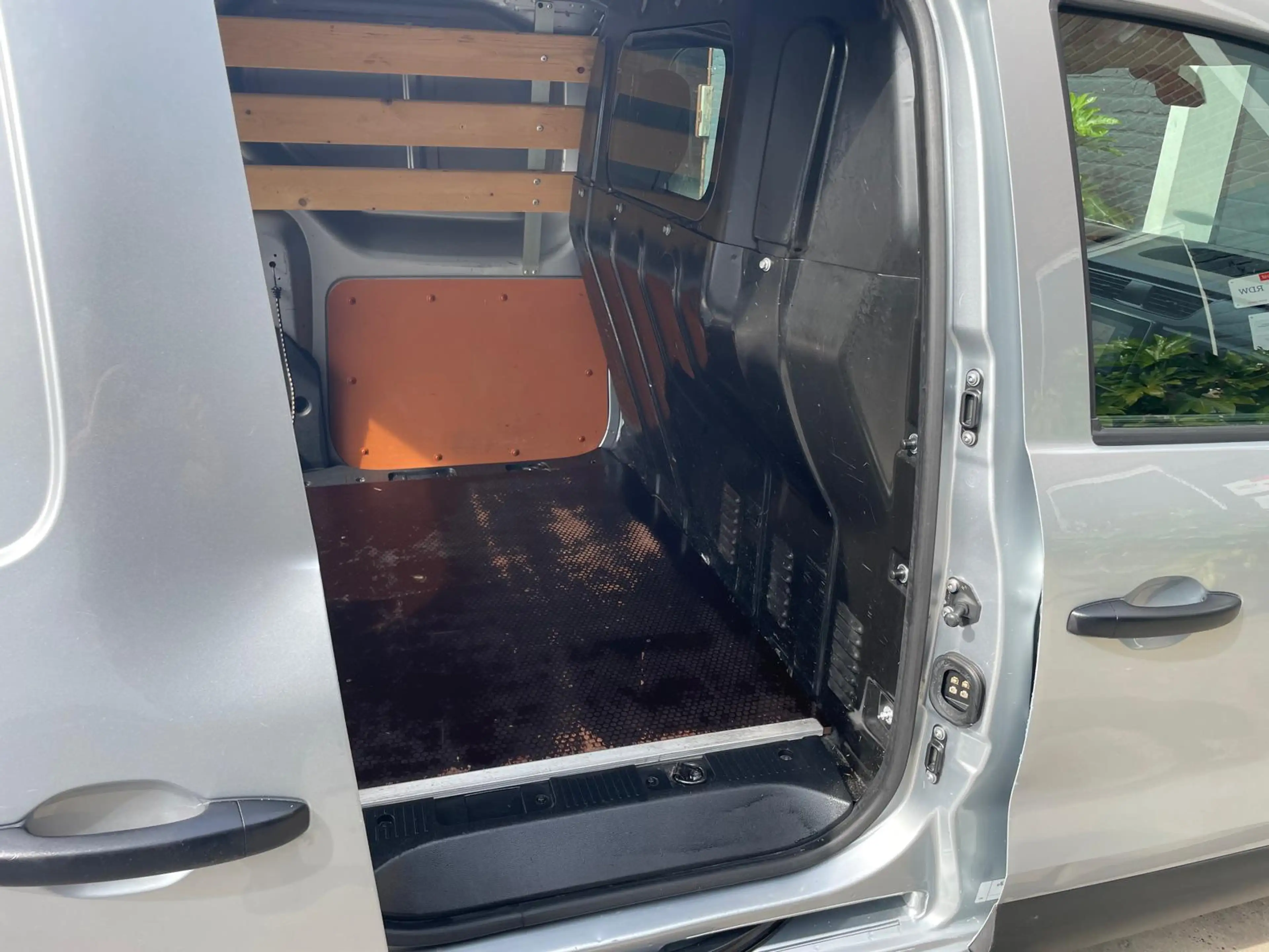 Renault Express 1.5 dCi 75 Comfort lage kilometerstand grijs-metal — photo 10