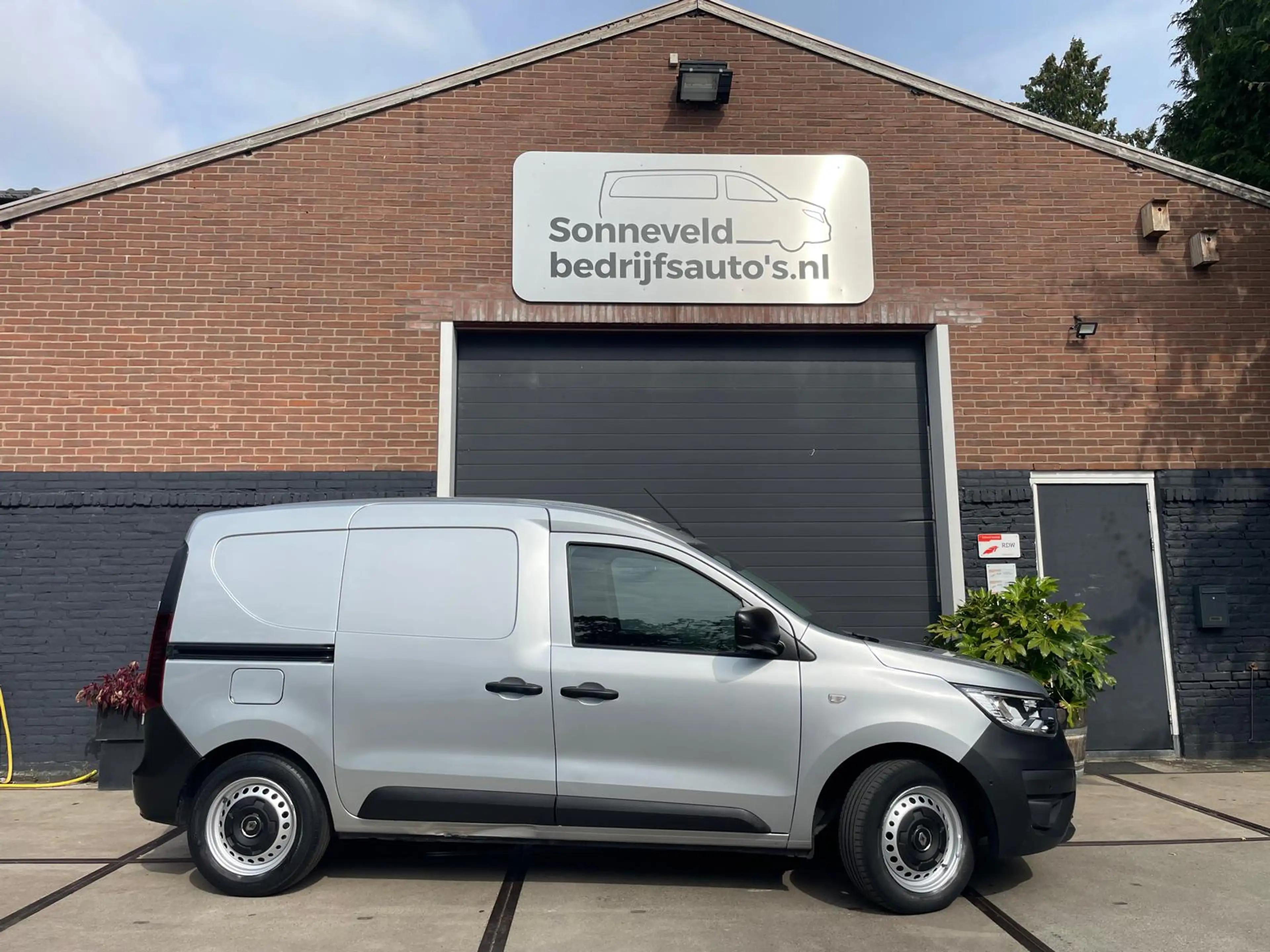 Renault Express 1.5 dCi 75 Comfort lage kilometerstand grijs-metal — photo 6