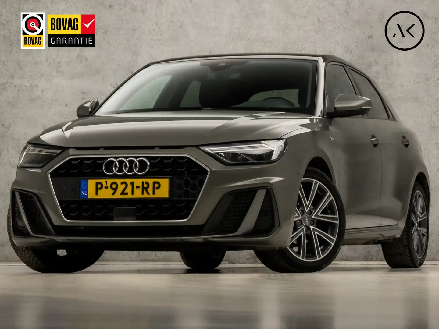 Audi A1 Sportback 30 TFSI S-Line Sport (APPLE CARPLAY, ZWA Grijs - 1