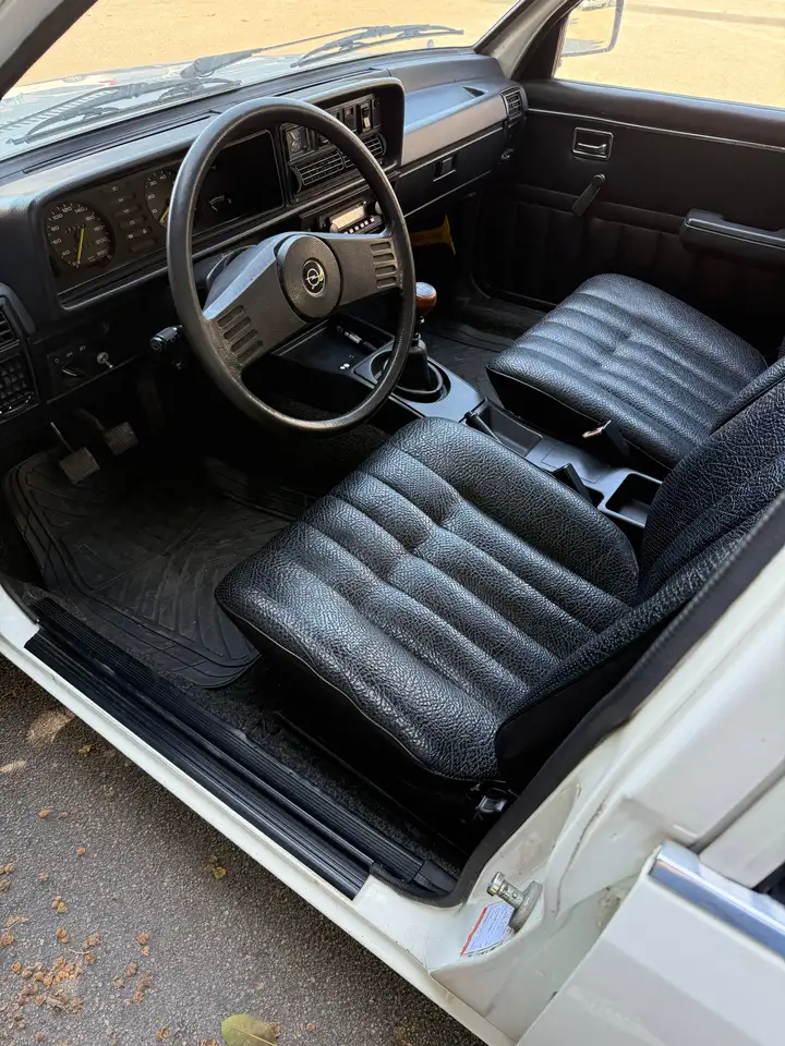 Opel Rekord E1 2.0s benzina Caravan, foto 7