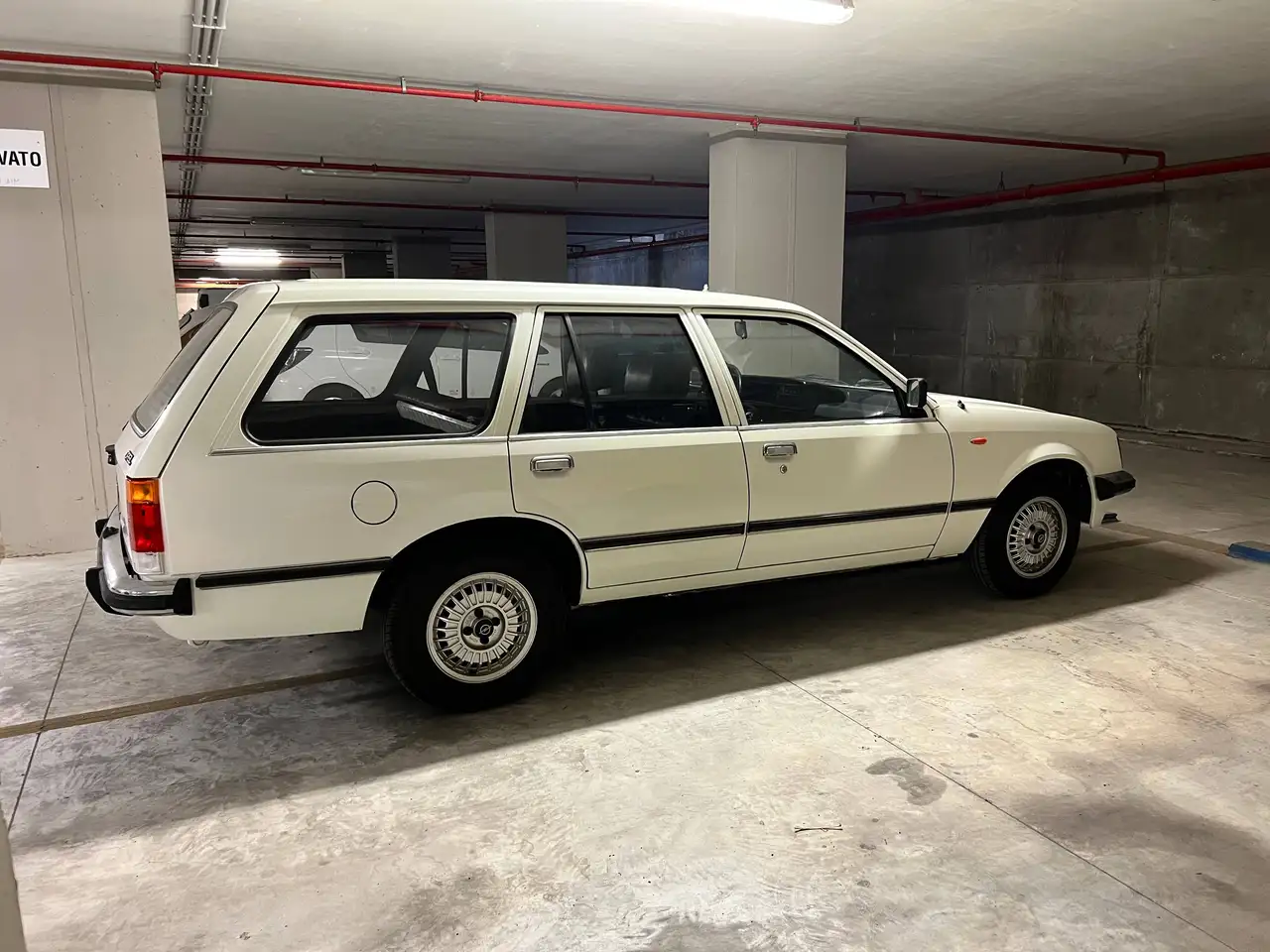 Opel Rekord E1 2.0s benzina Caravan, foto 3