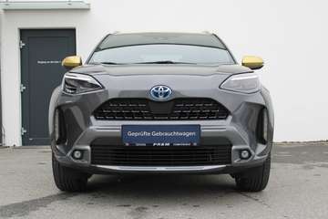 1.5 Hybrid "Adventure AWD" Aut. mit Extras/1. Bes.