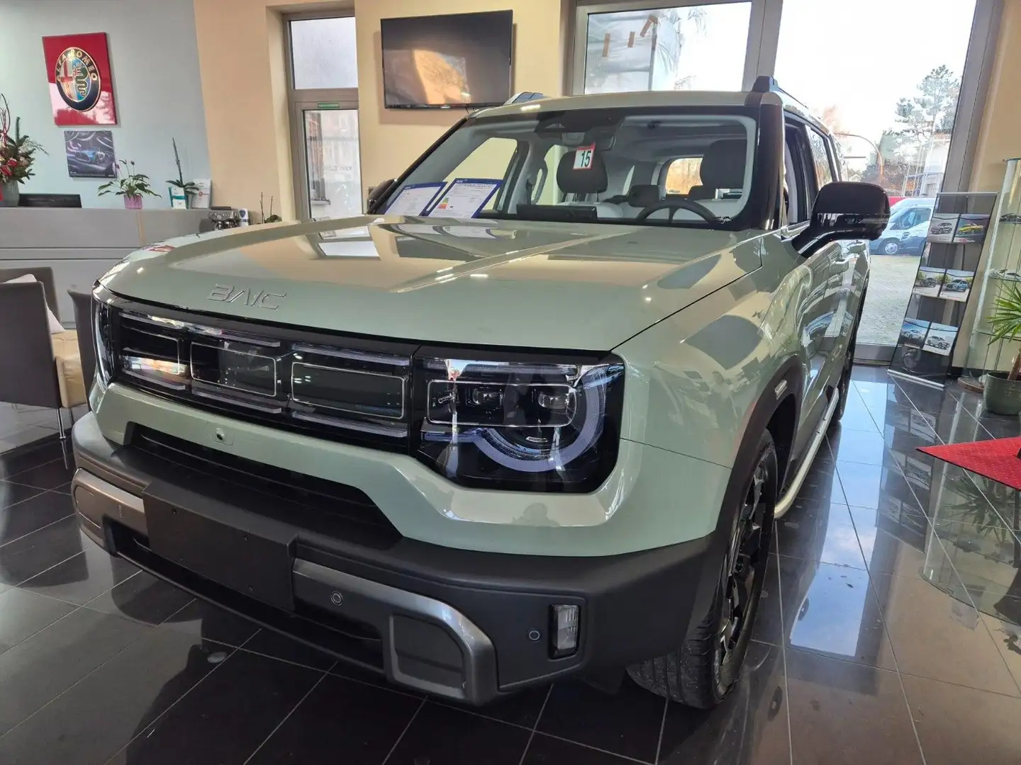BAIC BJ30 4WD HEV Automatik Verde - 2