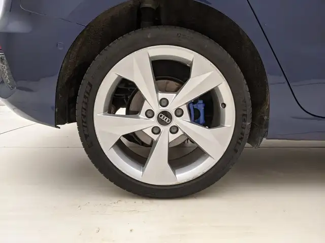 Audi A3 view 9