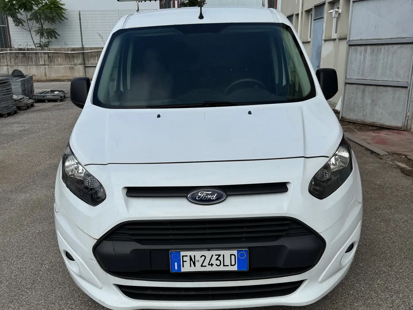 Ford Transit Connect passo lungo L2H1 Bianco - 1
