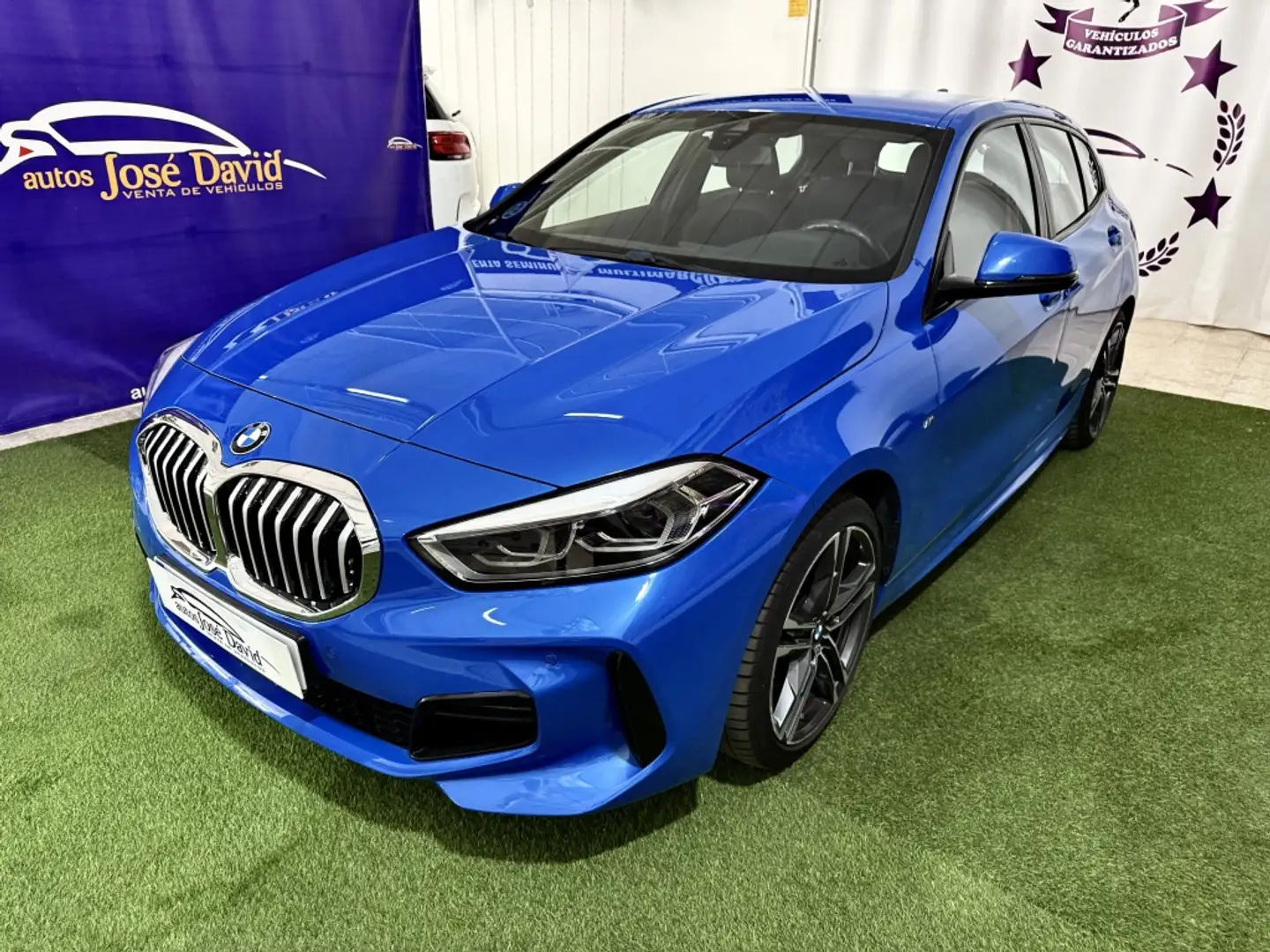 BMW 118 118i M Sport Blauw - 1