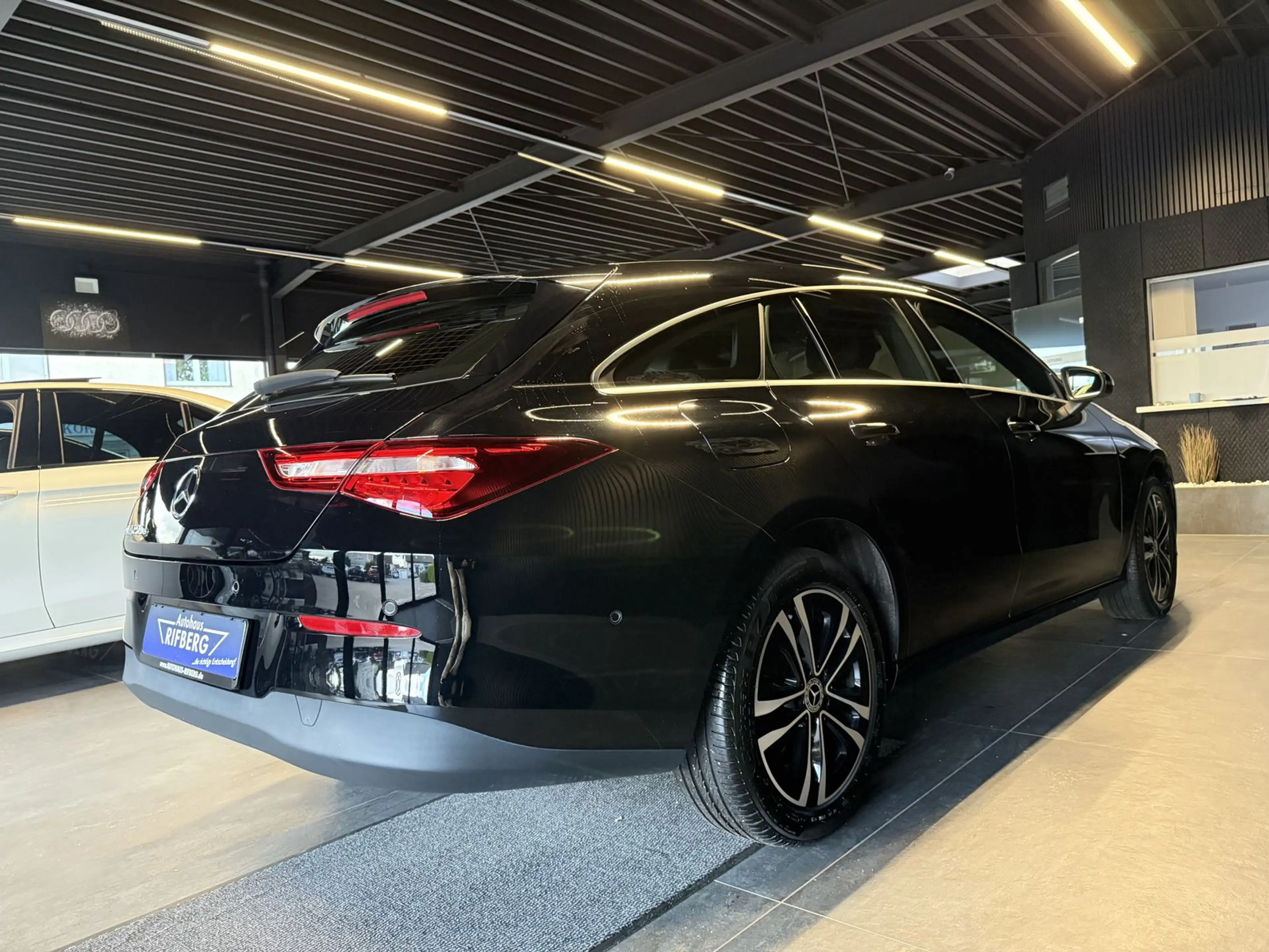 Mercedes-Benz CLA 250 e Shooting Brake Navi/Teilleder/DCT/MBUX — photo 6