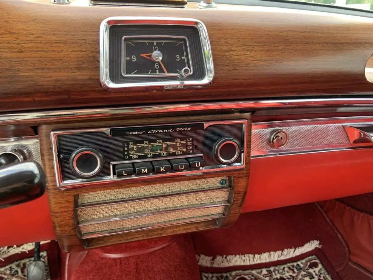 Mercedes-Benz 220 S Ponton Cabrio, foto 11