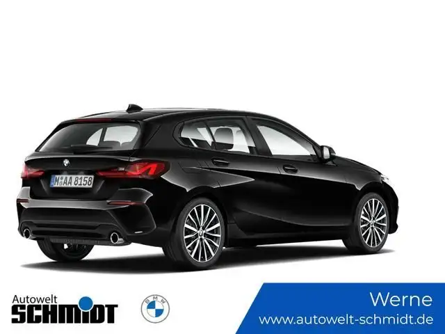 BMW 1 Series view 6
