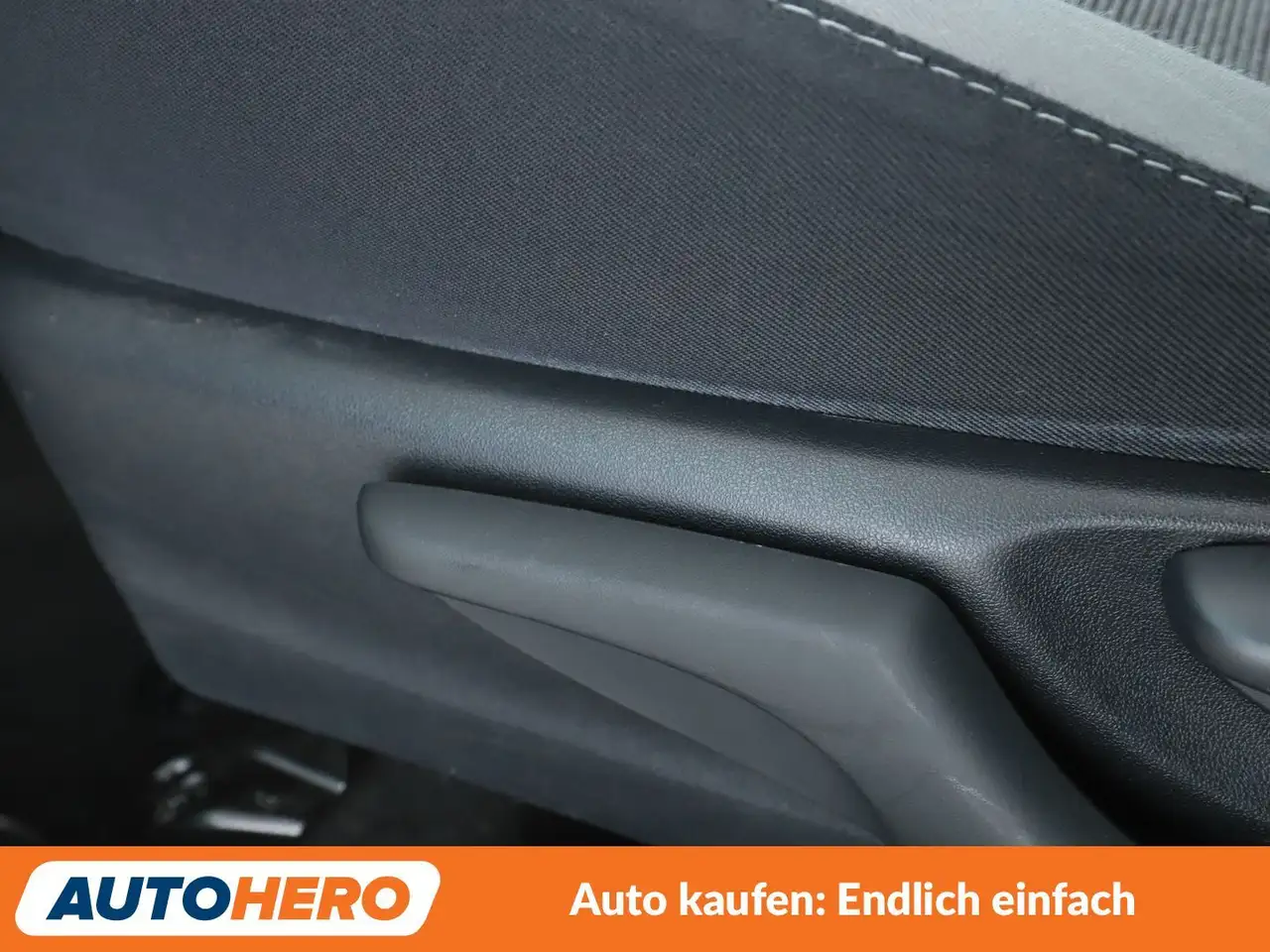 Toyota Yaris 1.5 Hybrid Y20 Team D Aut*TEMPO*SHZ*KLIMA*GARANTIE, миниатюра 29
