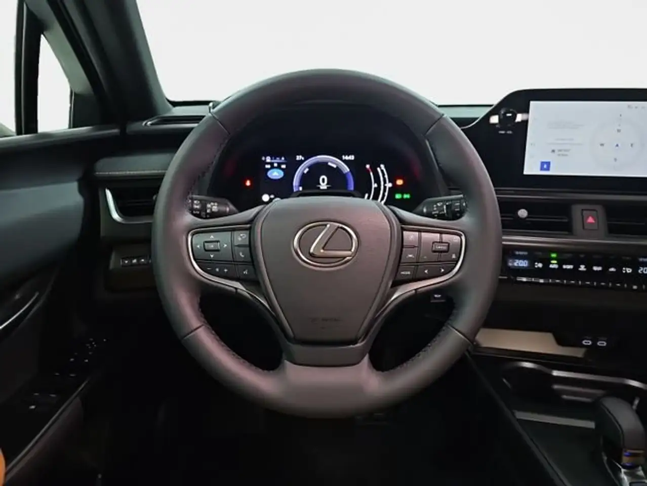 Lexus UX 2026 — фото 15
