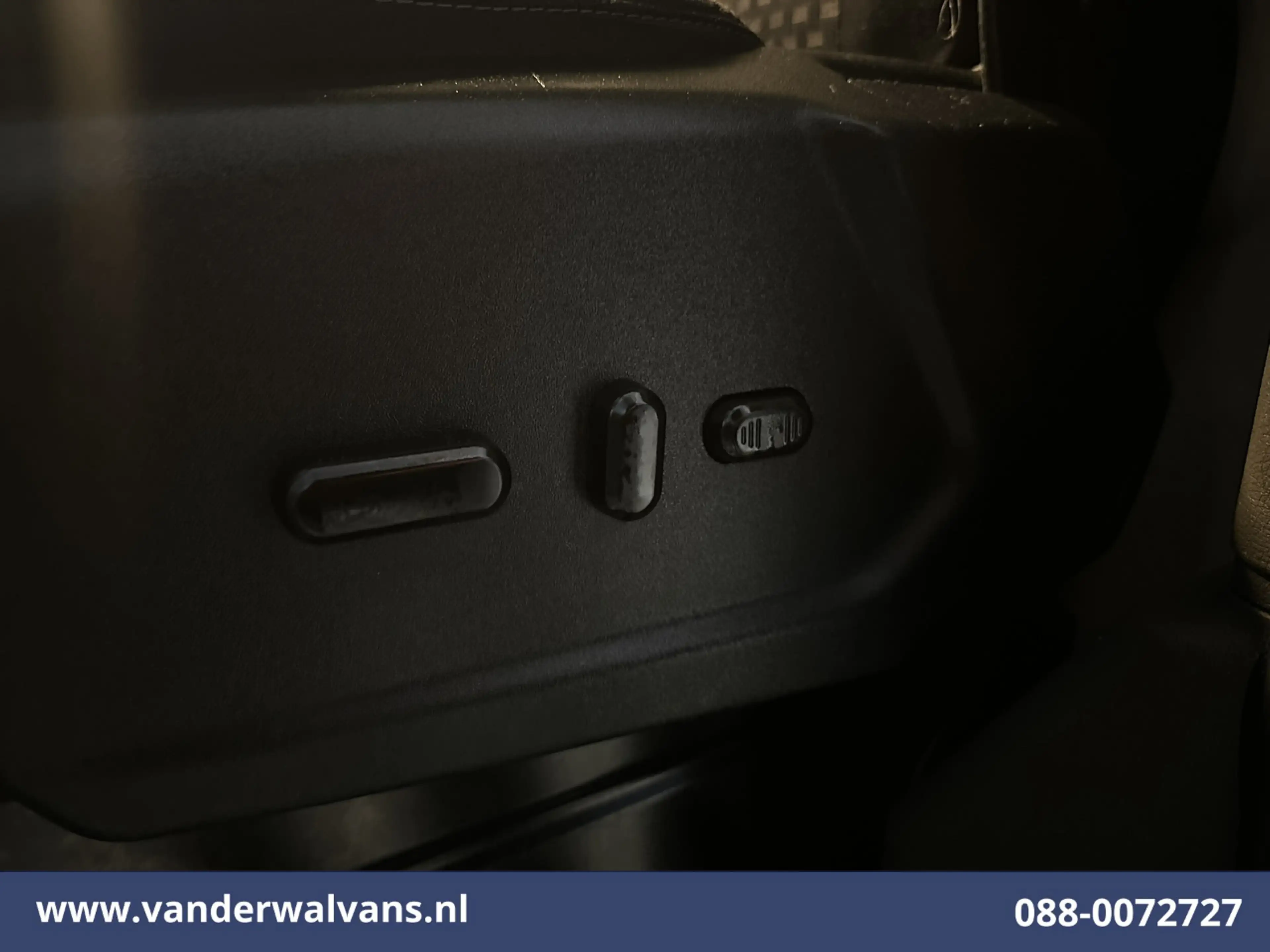 Ford Transit 2.0 TDCI 130pk L2H2 Euro6 Airco | Camera | Navigat — photo 7