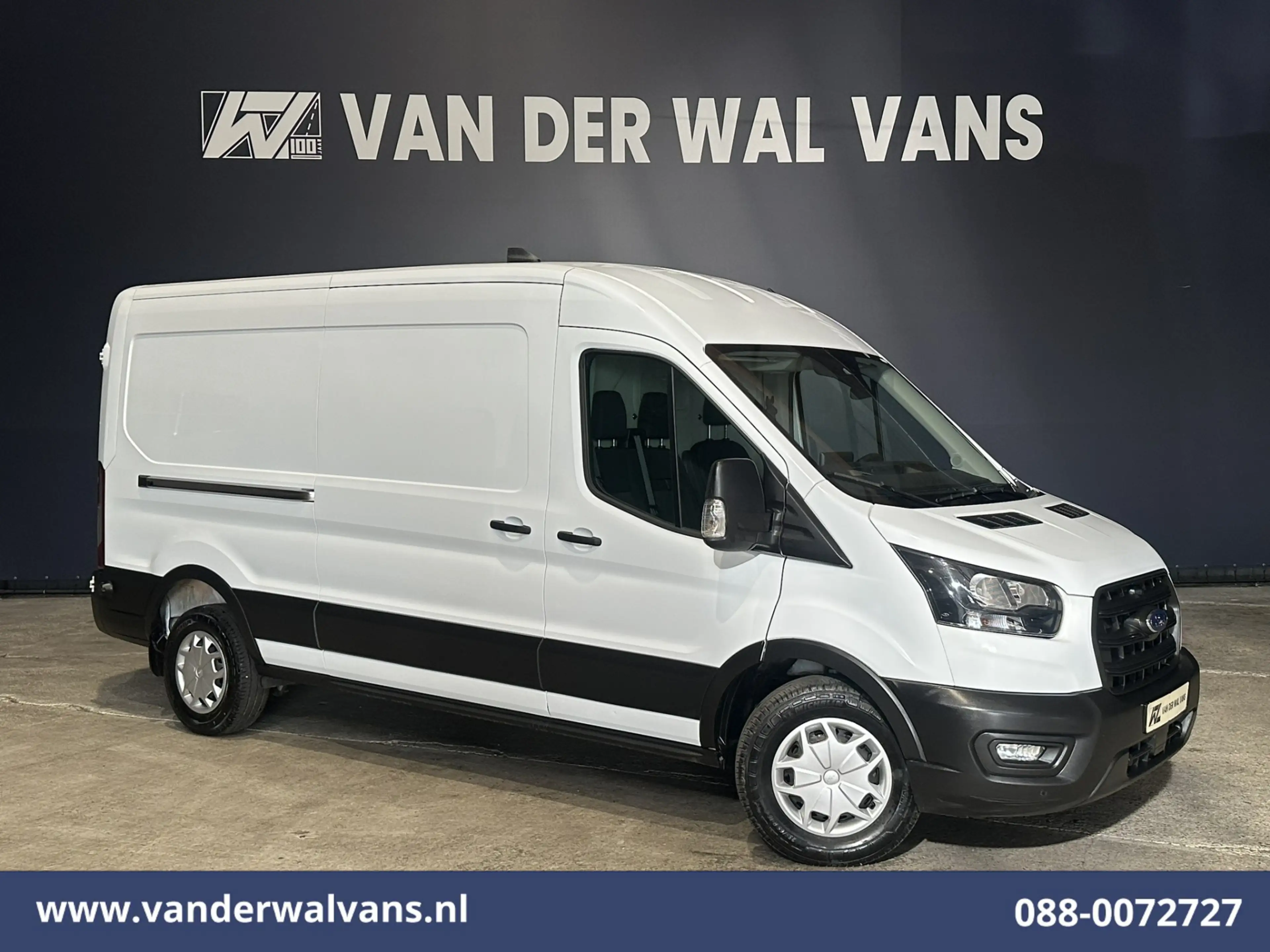 Ford Transit 2.0 TDCI 130pk L2H2 Euro6 Airco | Camera | Navigat