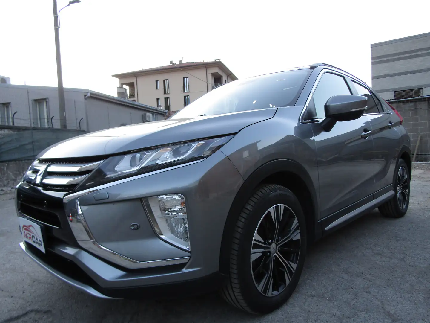 Mitsubishi Eclipse Eclipse Cross 1.5 t Instyle Diamond s-awc cvt Gris - 1