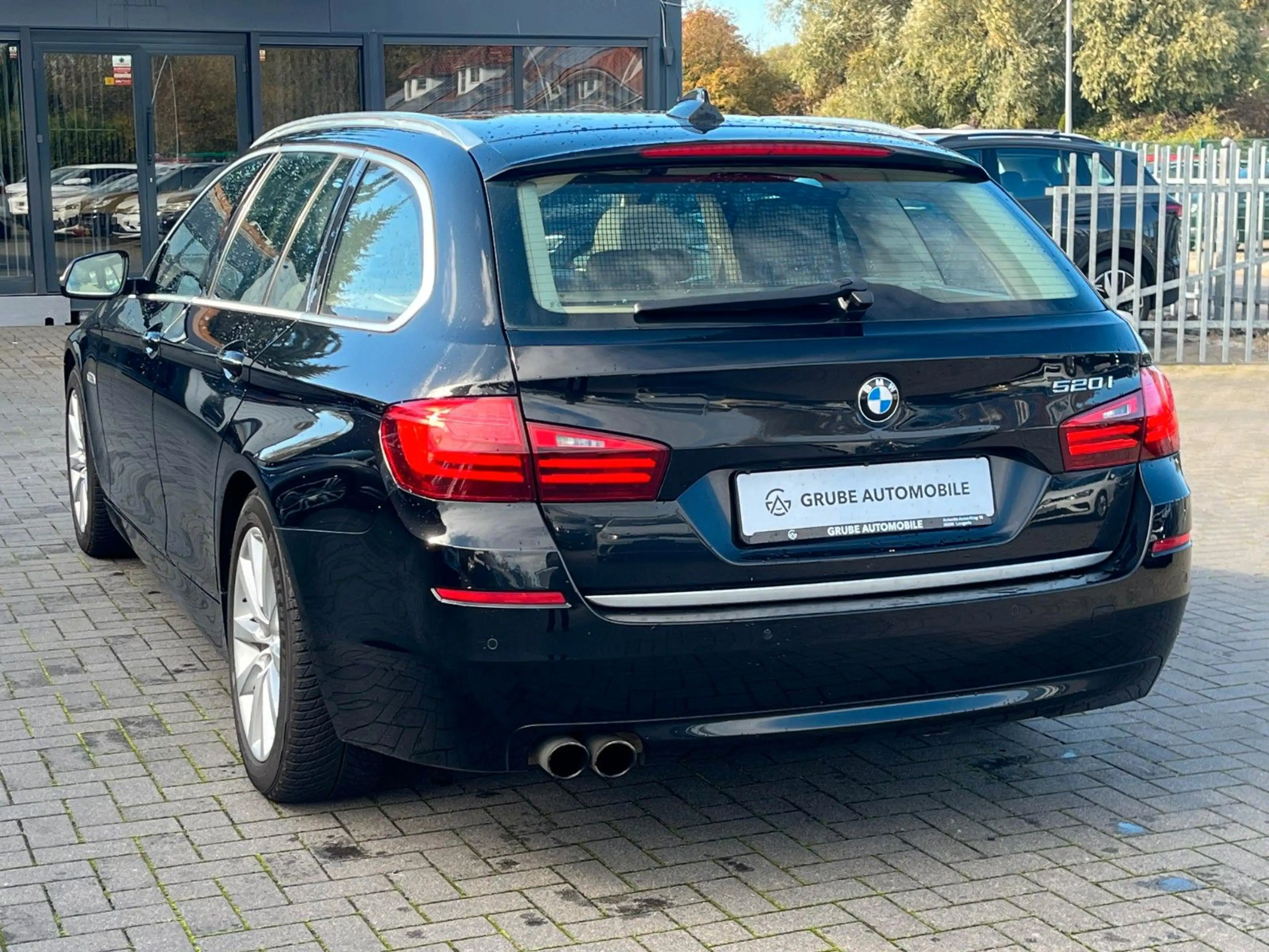 BMW 520 i Kombi AUTOMATIK*LED*NAV*SHZ*PANO*TEMP*AHK — photo 9