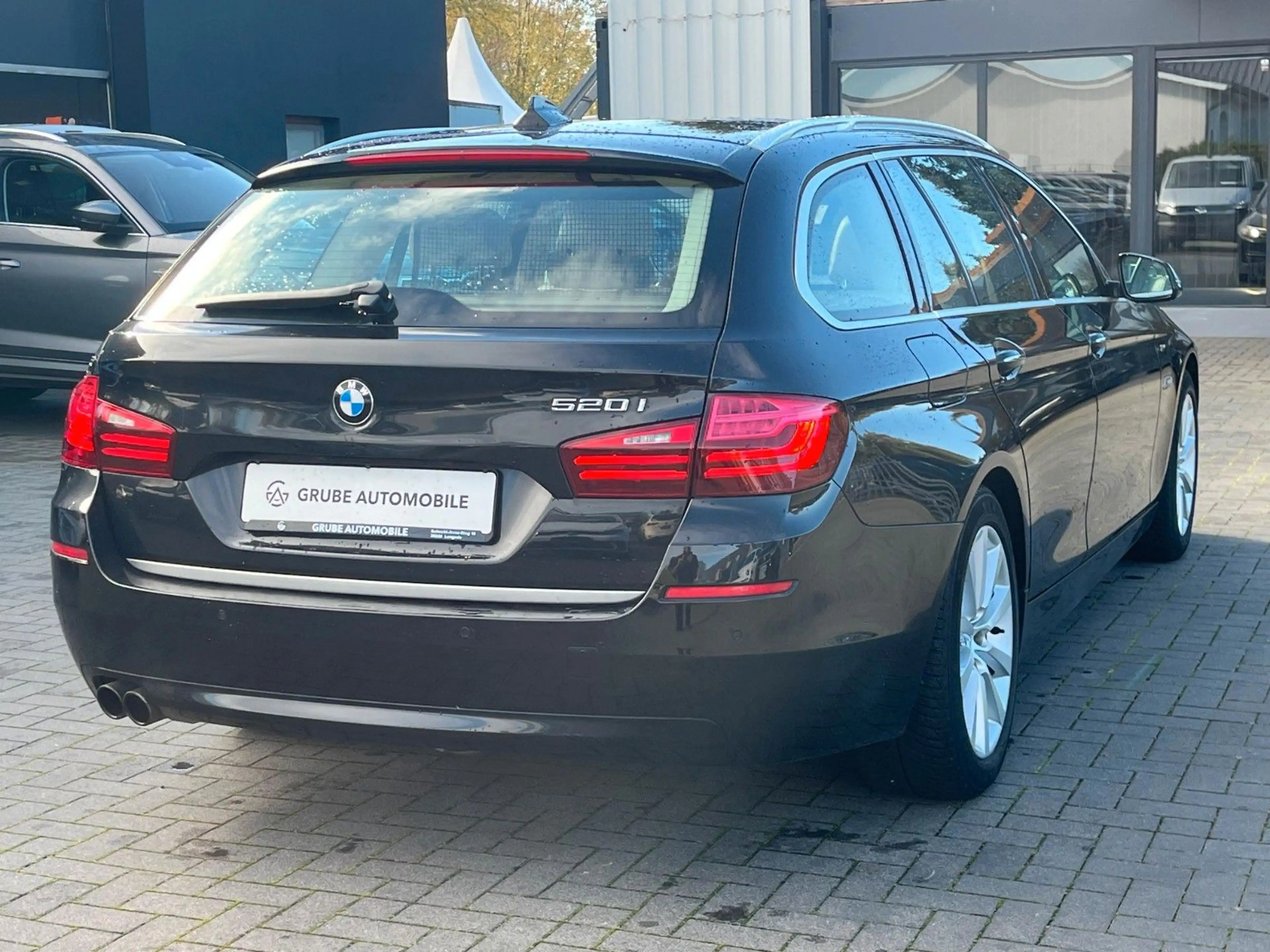 BMW 520 i Kombi AUTOMATIK*LED*NAV*SHZ*PANO*TEMP*AHK — photo 7
