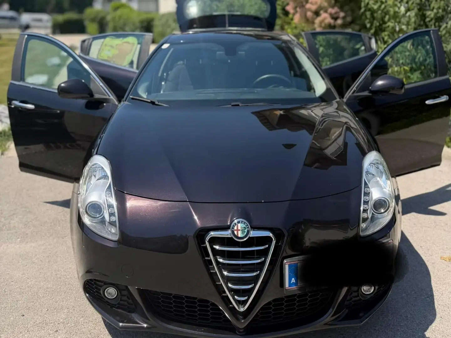 Alfa Romeo Giulietta Giulietta 1,4 TB Distinctive Distinctive Schwarz - 1