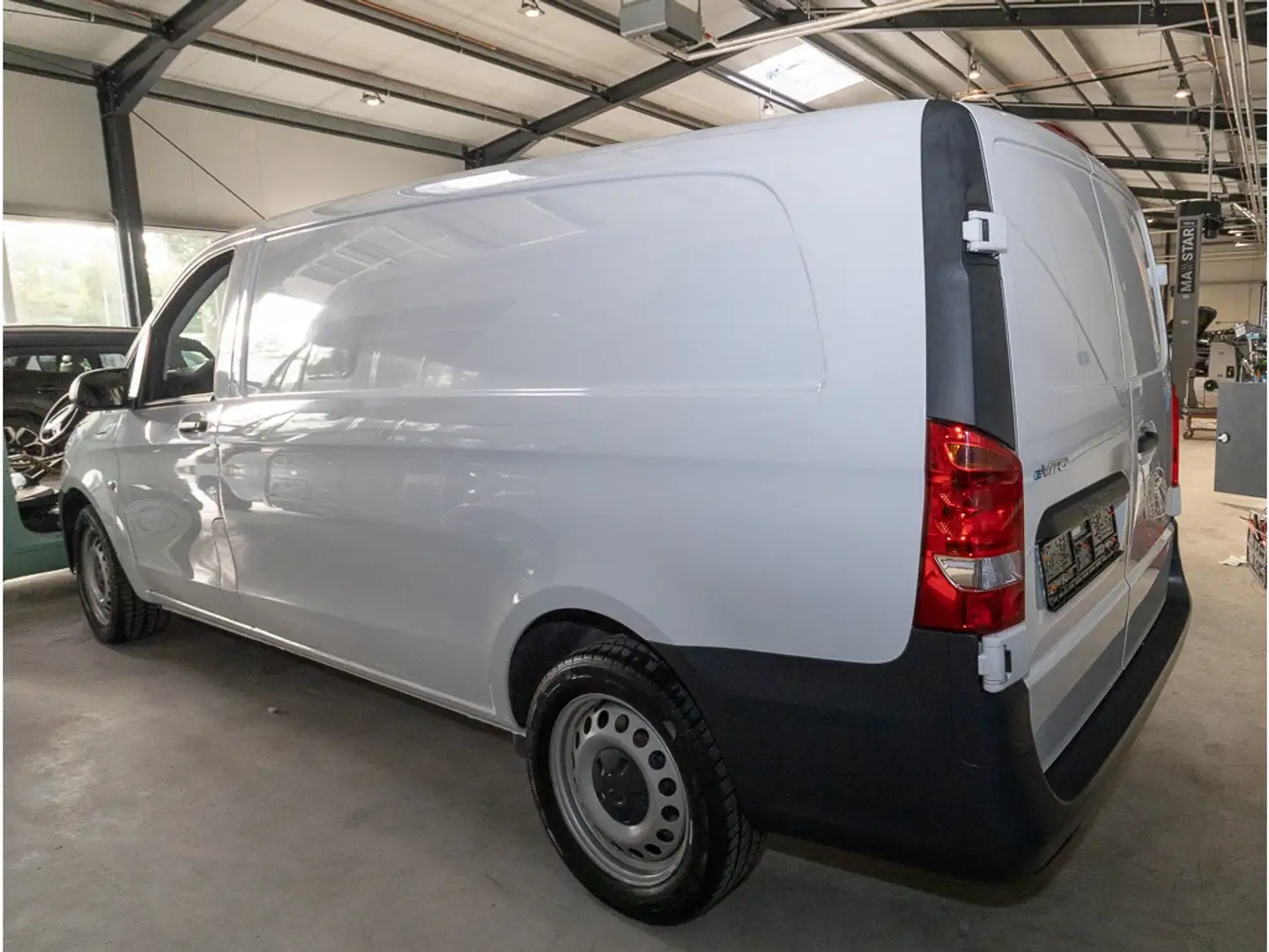 Mercedes-Benz Vito ELEKTRO Extralang +NAV+KLIMA+RFK+SHZ+ALLW+ Weiß - 2