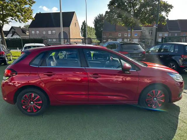 Citroen C4 view 8