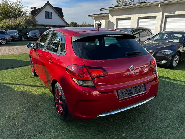 Citroen C4 view 5