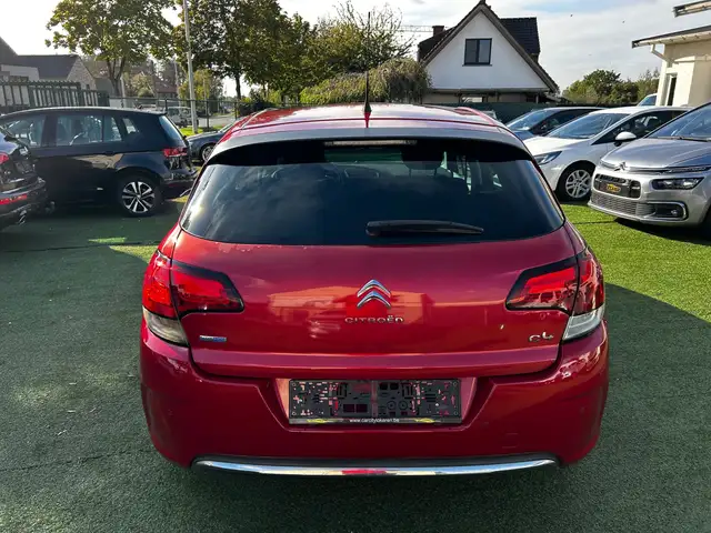 Citroen C4 view 6