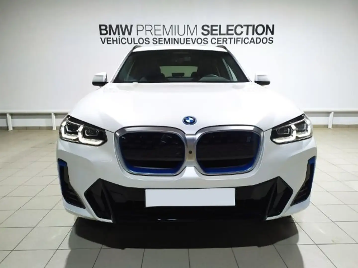BMW iX3 M Sport Blanc - 2