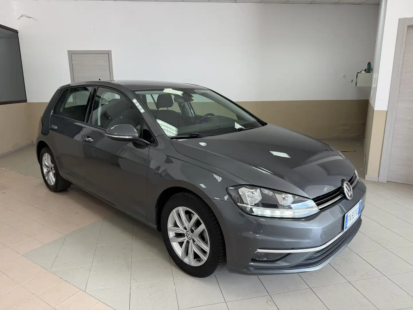 Volkswagen Golf 5p 1.6 tdi Executive 115cv - 1
