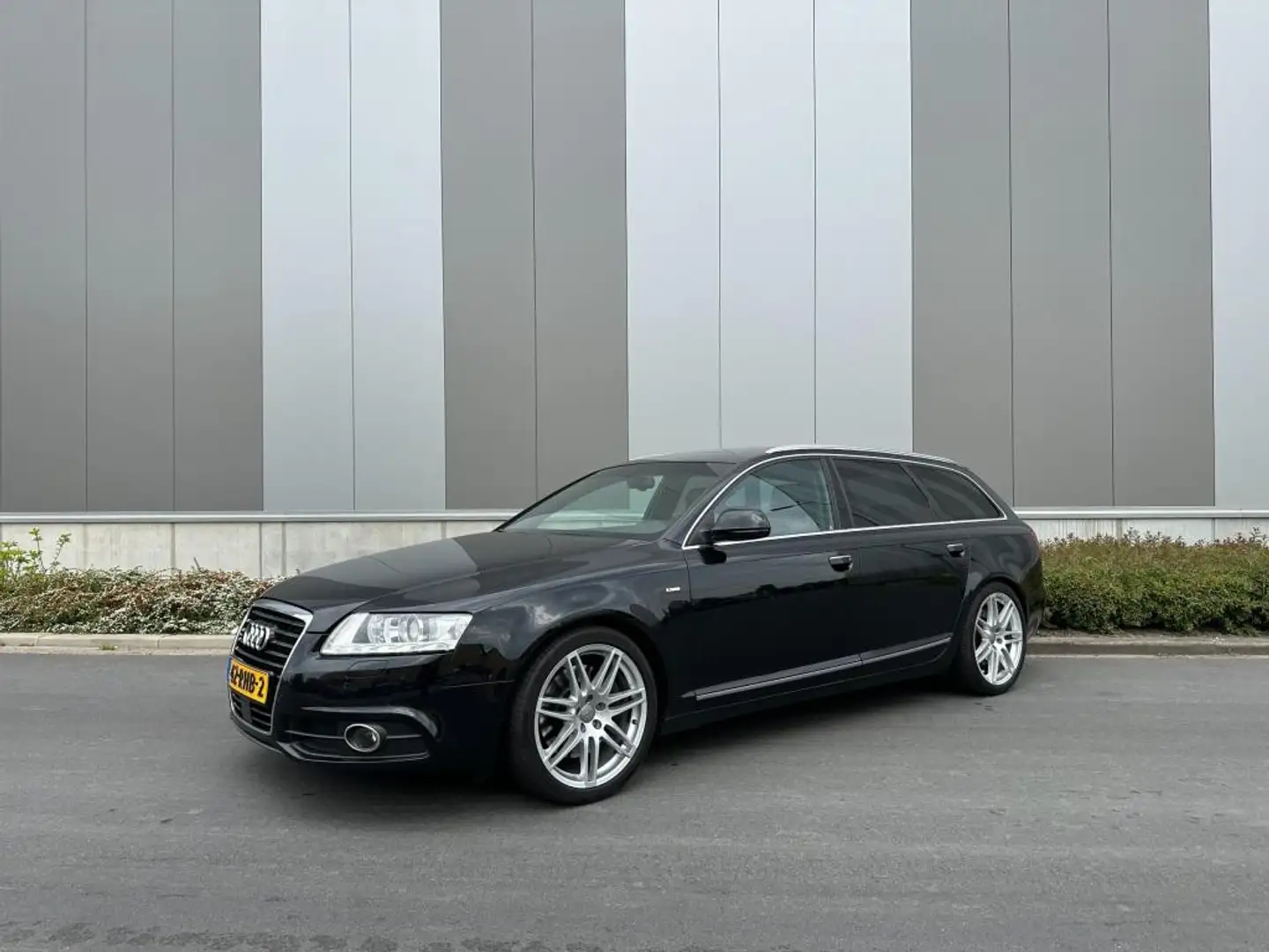 Audi A6 Avant 3.0 TFSI quattro Pro Line S 1e eigenaar / Pa Noir - 2