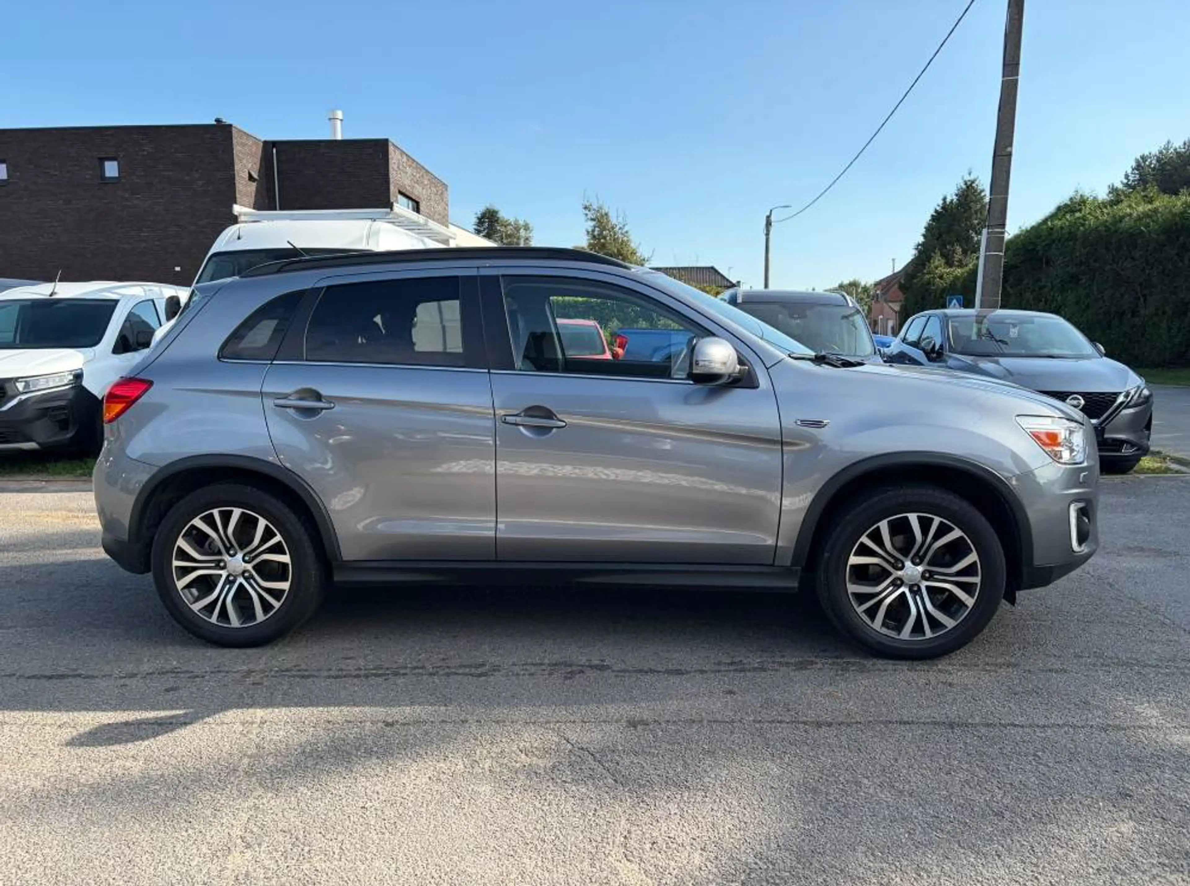 Mitsubishi ASX ASX 1.6i 2WD Instyle (EURO6) / NAVI / LEDER — photo 4