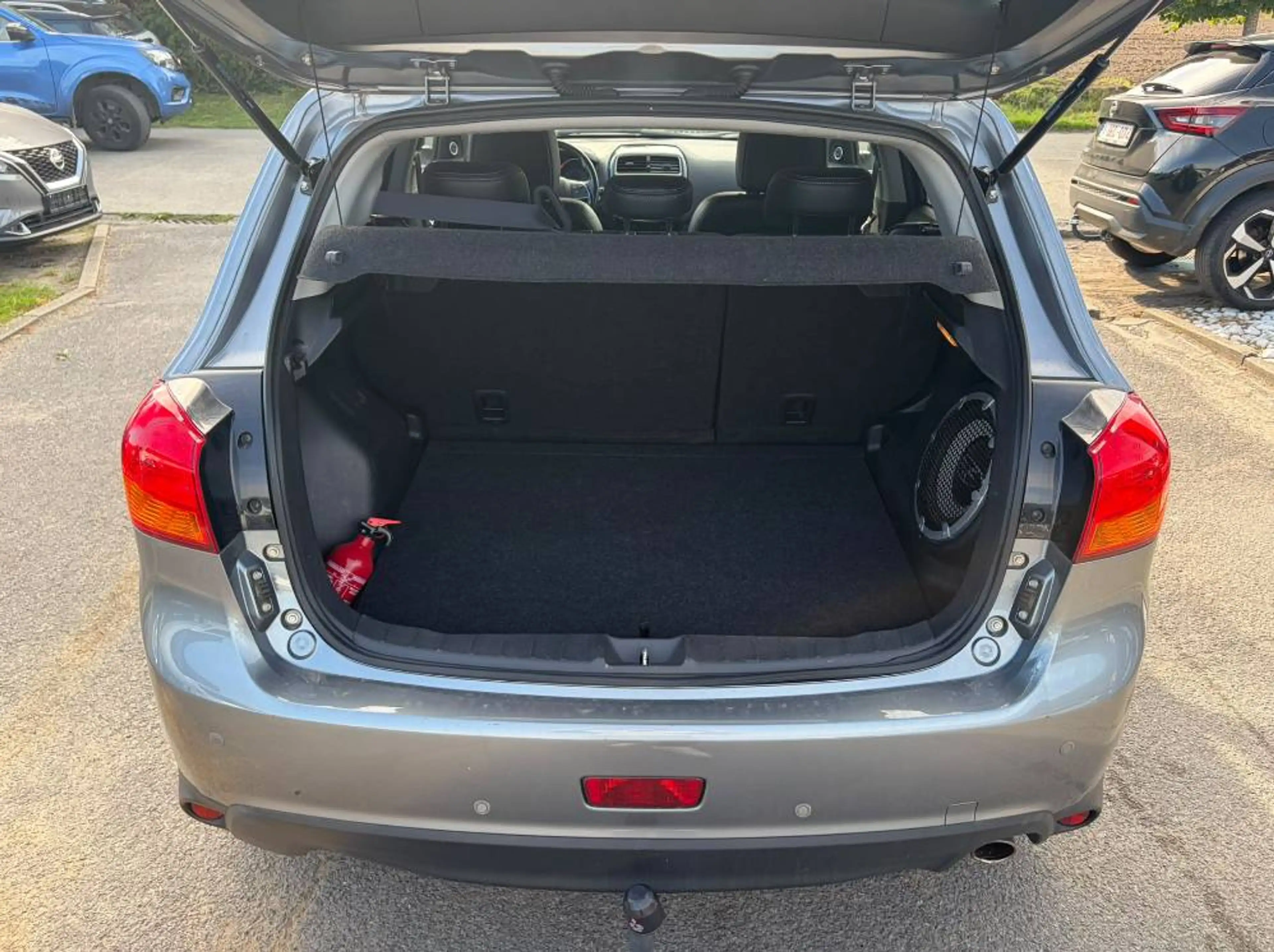 Mitsubishi ASX ASX 1.6i 2WD Instyle (EURO6) / NAVI / LEDER — photo 9