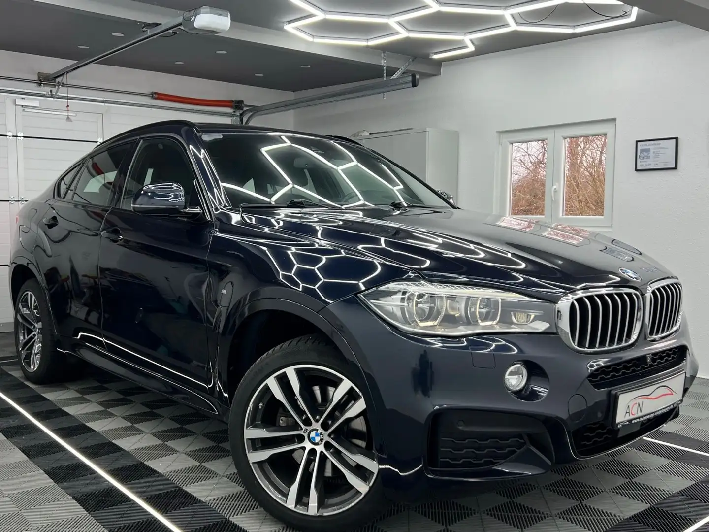 BMW X6 xDrive 40 d M-SPORT/LED/360*/HuD/H&K/eGSD/AHK Schwarz - 1